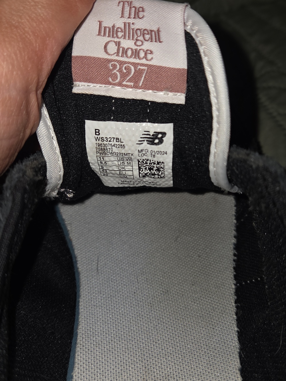 New Balance Women's 327 Size 11 - Picture 5 of 7